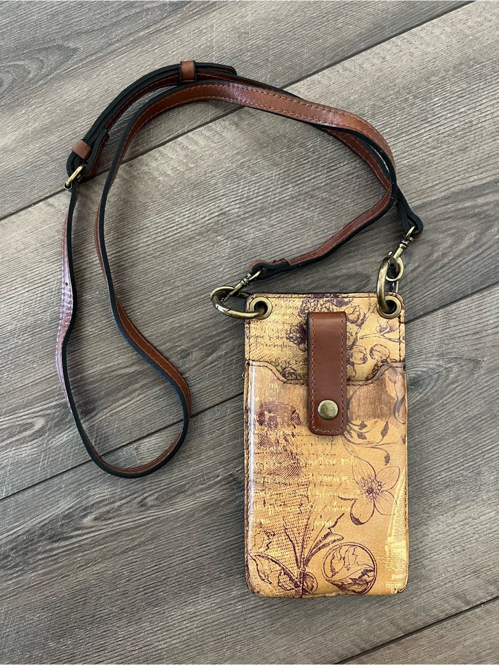 PATRICIA NASH Farleigh Phone/Card RFID Crossbody Italian Sketchbook